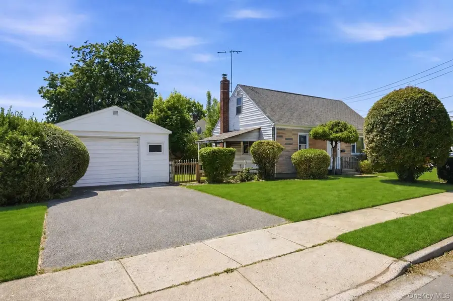 1082 Myron Street, Uniondale, NY 11553 - #2