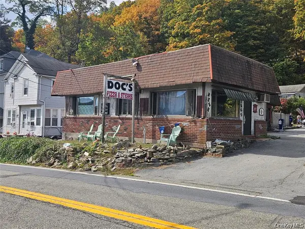 657 Jersey Avenue, Greenwood Lake, NY 10925