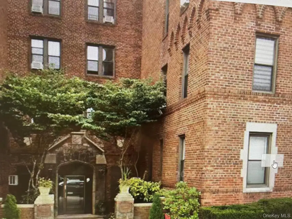 167-10 Crocheron Avenue #4D, Flushing, NY 11358 - #1