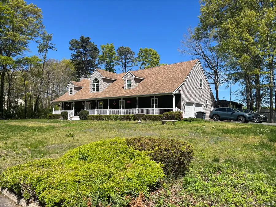 5 Easterly Court, Manorville, NY 11949 - #2