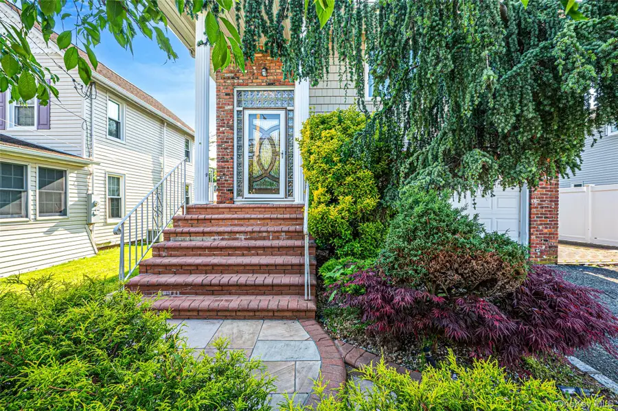 2706 Milburn Avenue, Baldwin, NY 11510 - #2