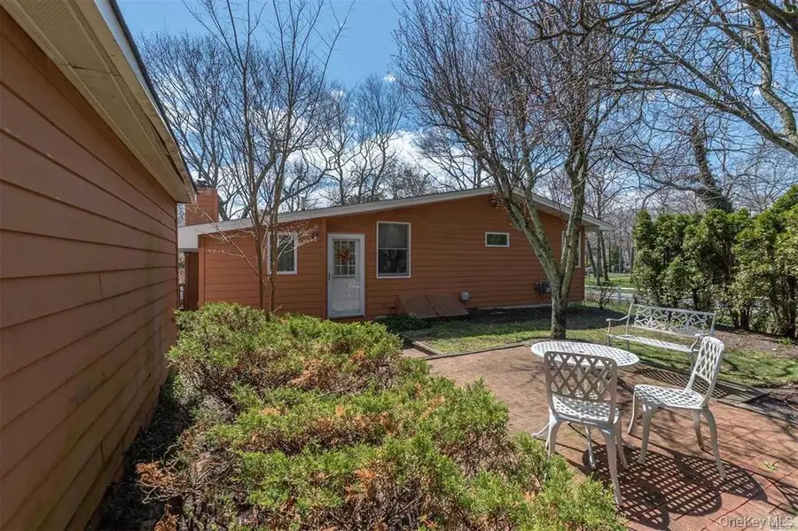 40 Atlantic Avenue, Hampton Bays, NY 11946 - #2
