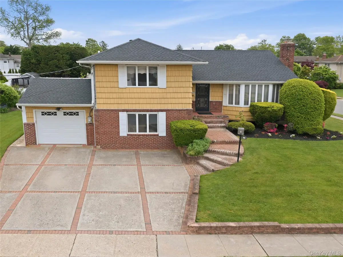 70 Polo Road, Massapequa, NY 11758 - #1