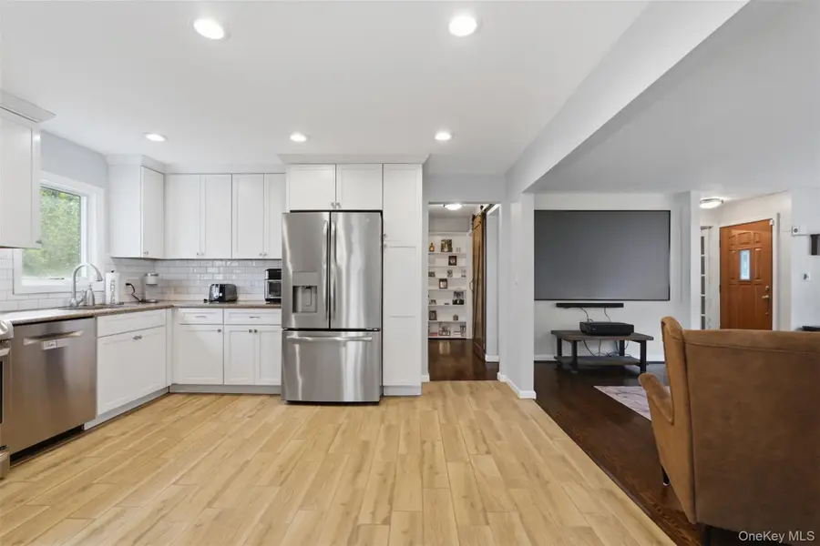 20 Terrace Avenue, Suffern, NY 10901 - #3