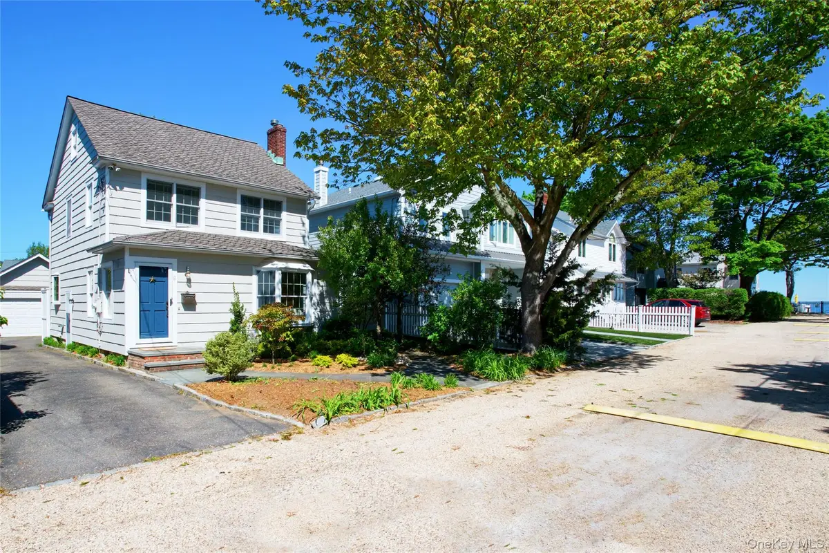 8 Revilo Road, Bayville, NY 11709 - #1