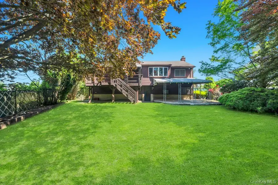 27 Clinton Lane, Hicksville, NY 11801 - #3