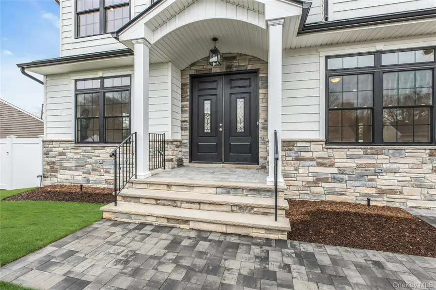 76 Wyoming Court, Syosset, NY 11791 - #2