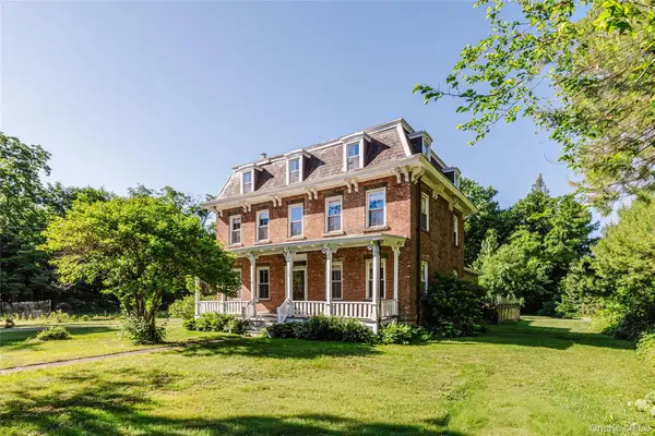 168 County Route 26a, Stuyvesant, NY 12173