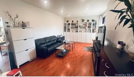139-15 28 Road #6G, Flushing, NY 11354