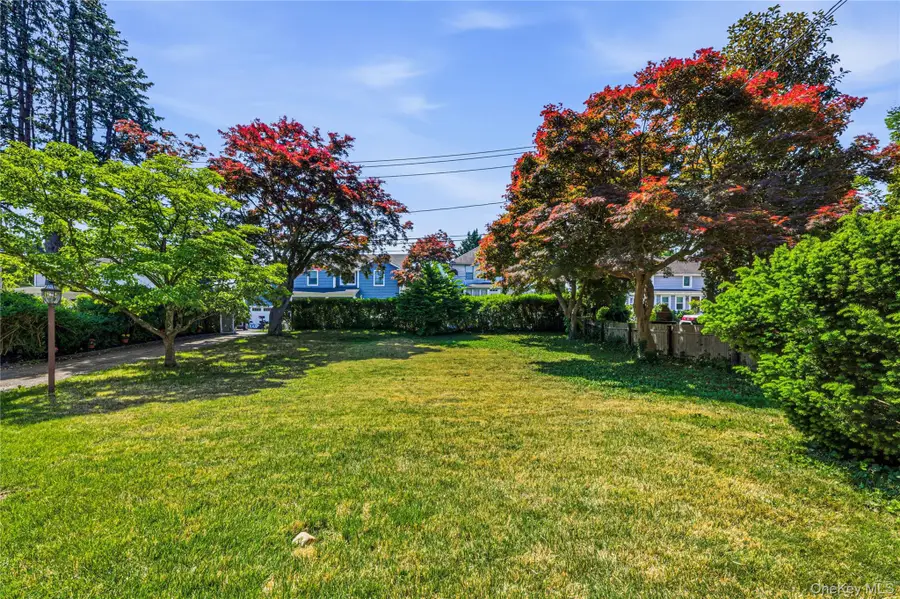 28 Cross Street, Locust Valley, NY 11560 - #3