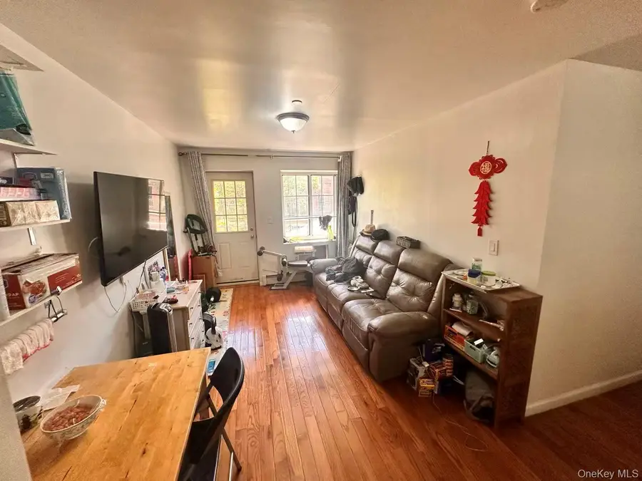 35-06 Leavitt Street #4F, Flushing, NY 11354 - #2