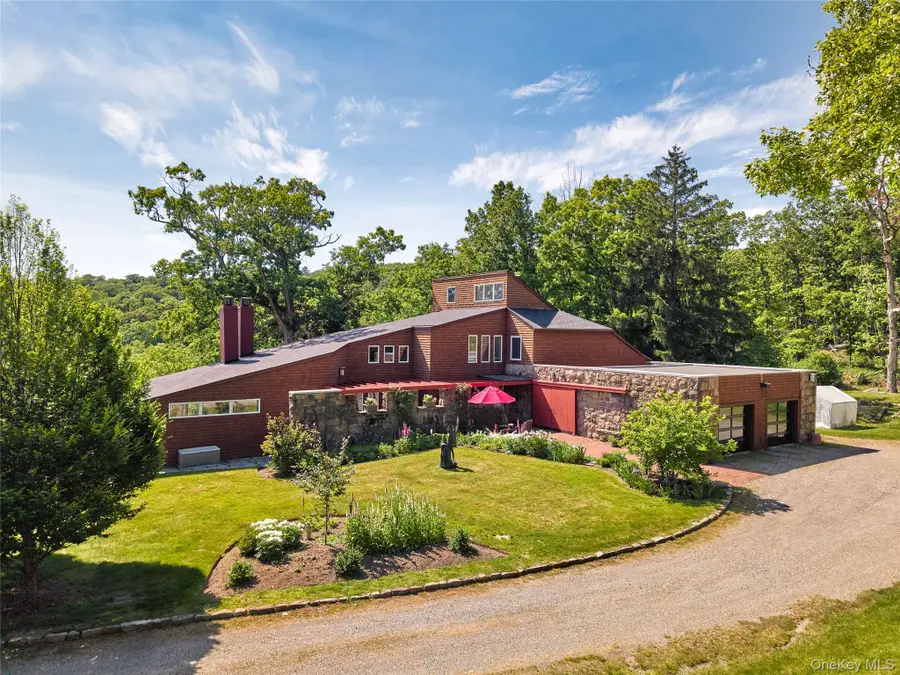 2 Cannon Hill Road, Tuxedo Park, NY 10987 - #2
