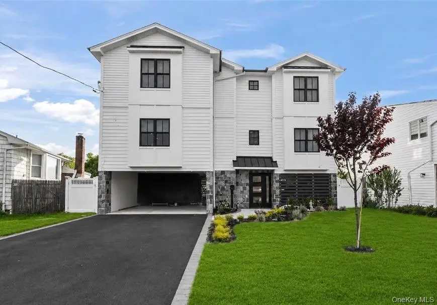 3 Pleasantview Drive, Bayville, NY 11709 - #1