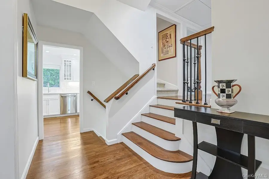 305 Stratton Road, New Rochelle, NY 10804 - #3