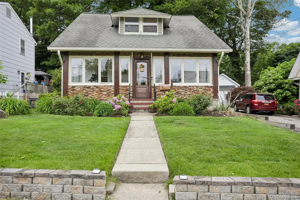 75 Chestnut Avenue, Pelham, NY 10803 - #1