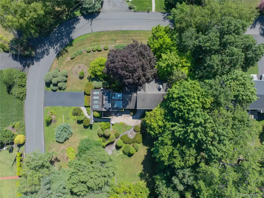 11 Wheeler Place E, West Nyack, NY 10994 - #3