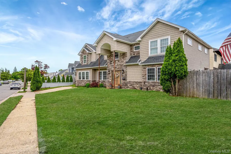 1582 Little Neck Avenue, North Bellmore, NY 11710 - #2