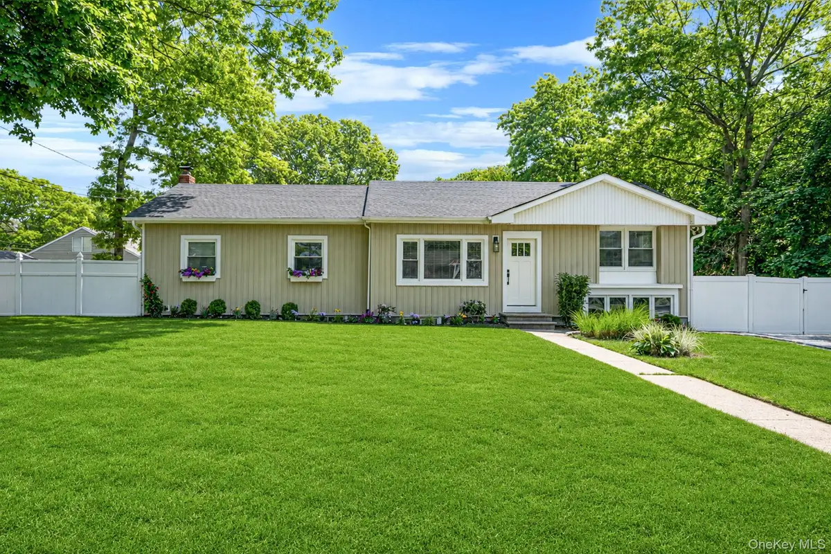 231 Maple Street, Medford, NY 11763 - #1