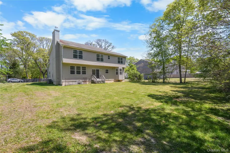 49 Kingsland Avenue, Shirley, NY 11967 - #3