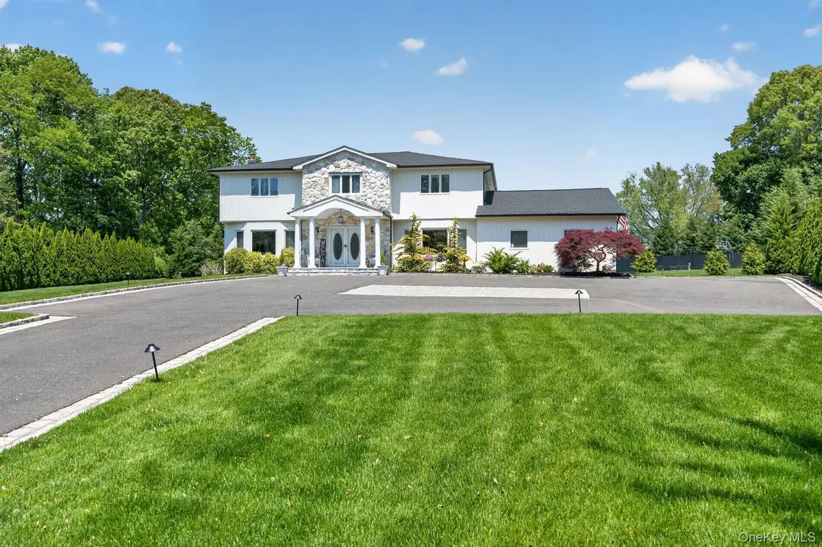 4 Cropley Court, Melville, NY 11747 - #1