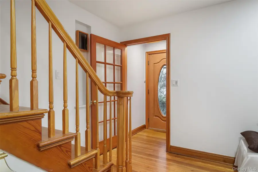 187 Commonwealth Avenue, Massapequa, NY 11758 - #3