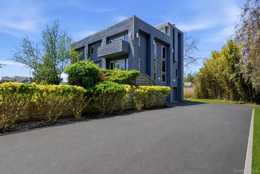 36 Roosevelt Boulevard, East Patchogue, NY 11772 - #2
