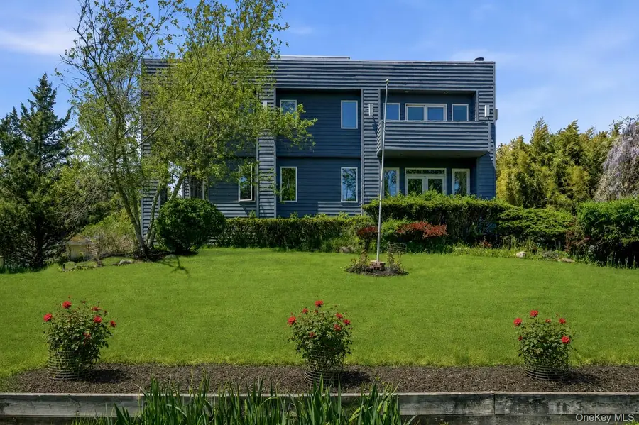 36 Roosevelt Boulevard, East Patchogue, NY 11772 - #3