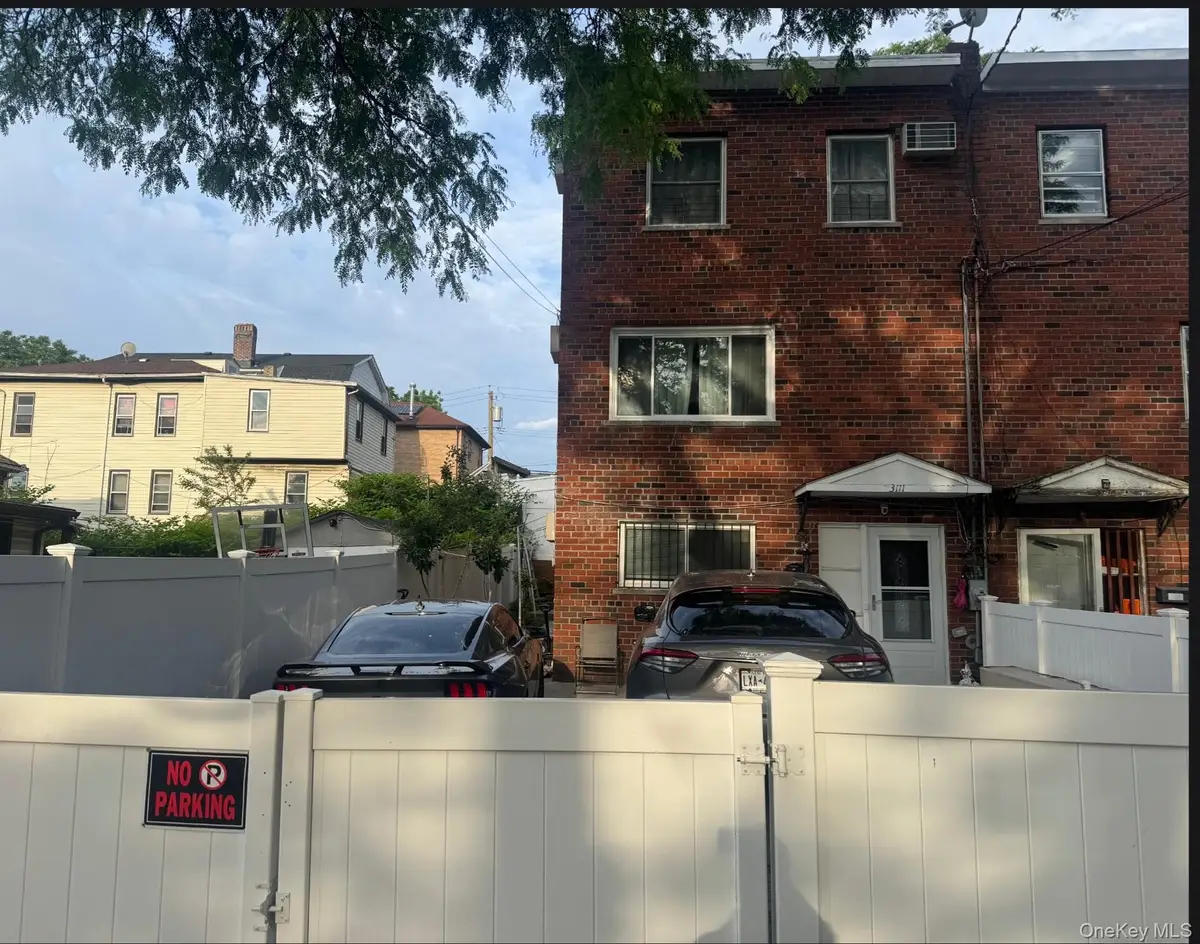 3111 Gunther Avenue, Bronx, NY 10469 - #1