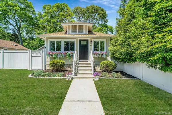 21 Forest Street, Ronkonkoma, NY 11779