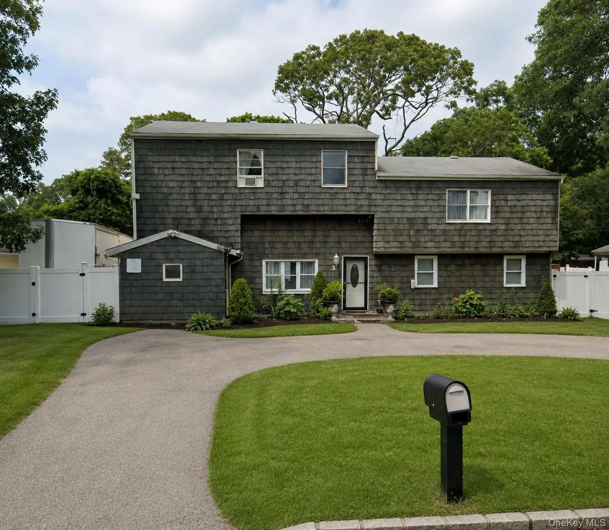 3 Lee Place, Mastic, NY 11950 - #1