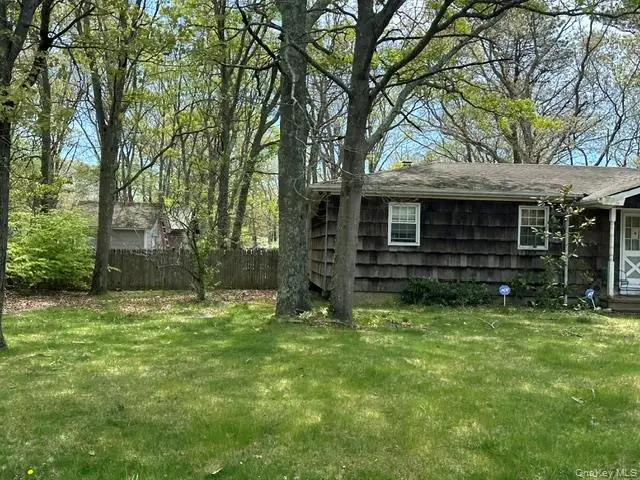 358 S Service Road, Center Moriches, NY 11934 - #3