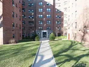 465 E Lincoln Avenue #411, Mount Vernon, NY 10552
