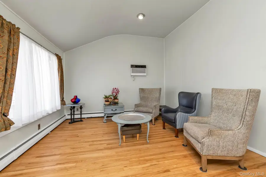 106 Green Avenue, Hempstead, NY 11550 - #3