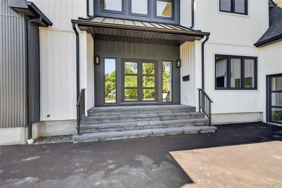 364 Old Farmingdale Road, West Babylon, NY 11704 - #2