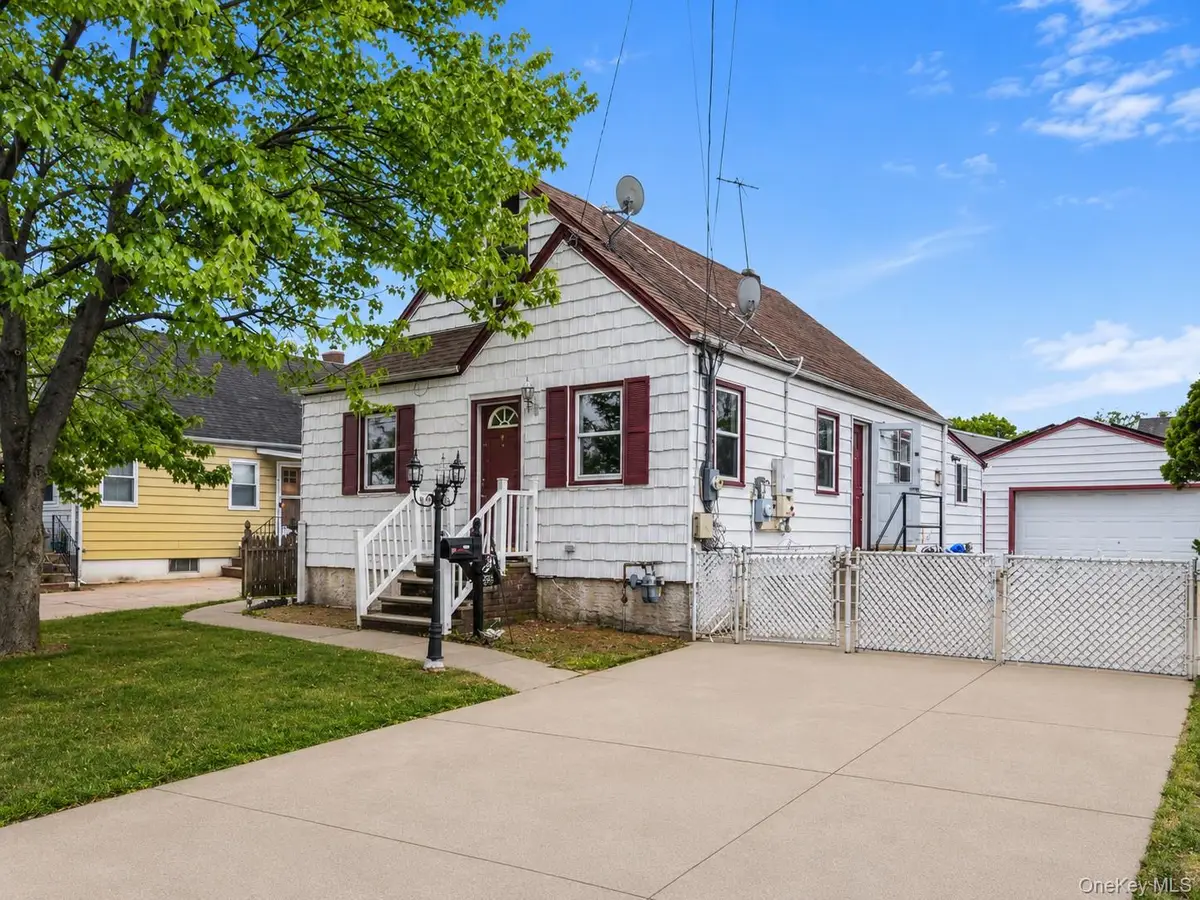 98 Lincoln Street, Elmont, NY 11003 - #1
