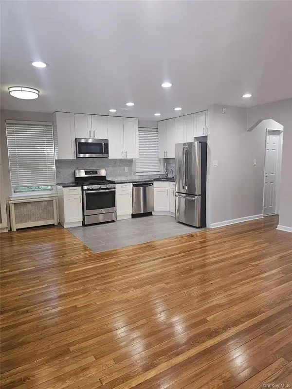 35-06 201 Street #231, Bayside, NY 11361