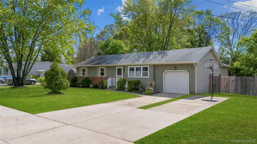 36 Marshall Drive, Selden, NY 11784 - #2