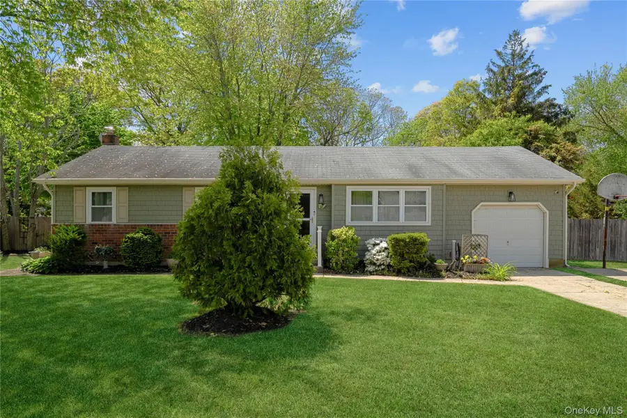 36 Marshall Drive, Selden, NY 11784 - #3