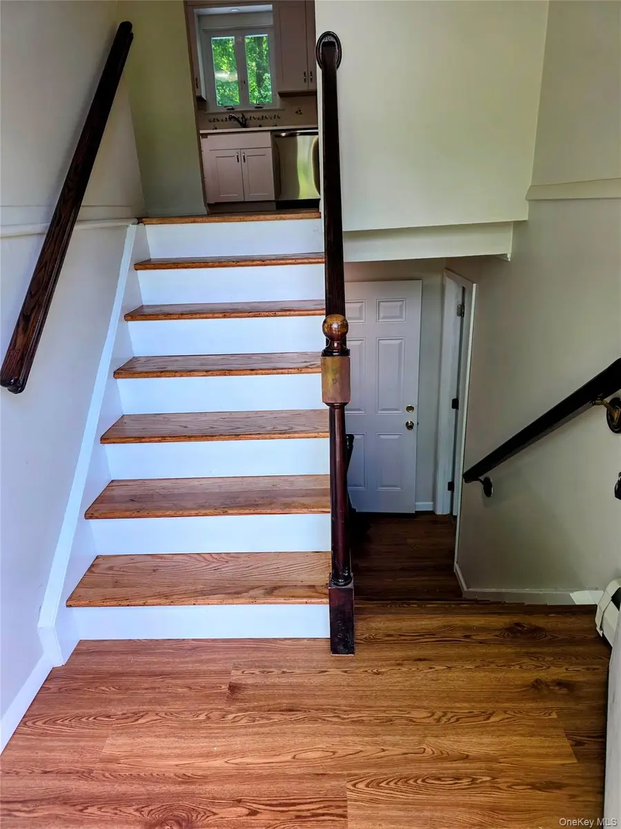 25 Oakwood Drive, Wappingers Falls, NY 12590 - #3