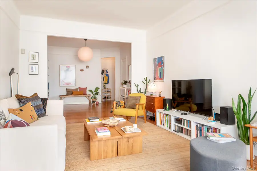 86-10 34th Avenue #613, Jackson Heights, NY 11372 - #3