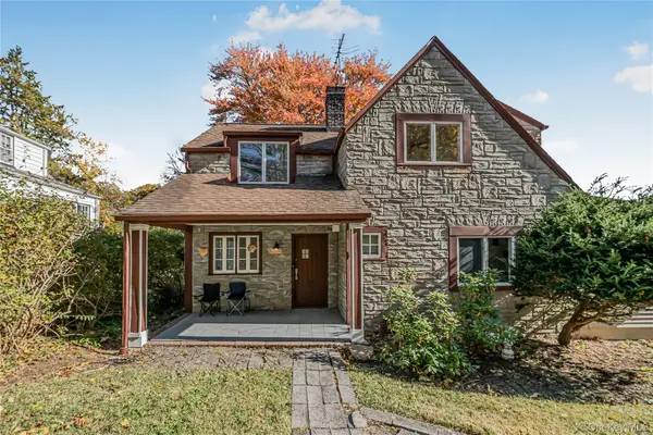 39 Hillcrest, Hartsdale, NY 10530