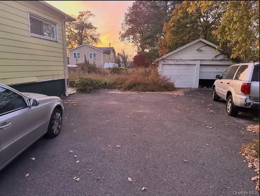 14212 222nd Street, Laurelton, NY 11413 - #3