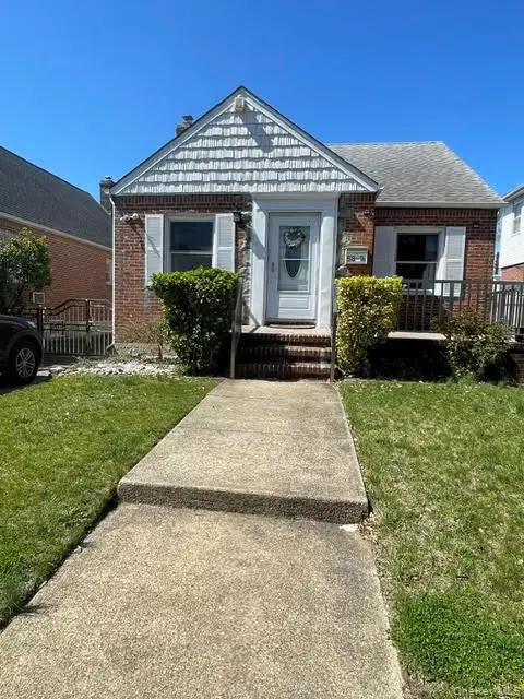 5816 198th Street, Fresh Meadows, NY 11365 - #1