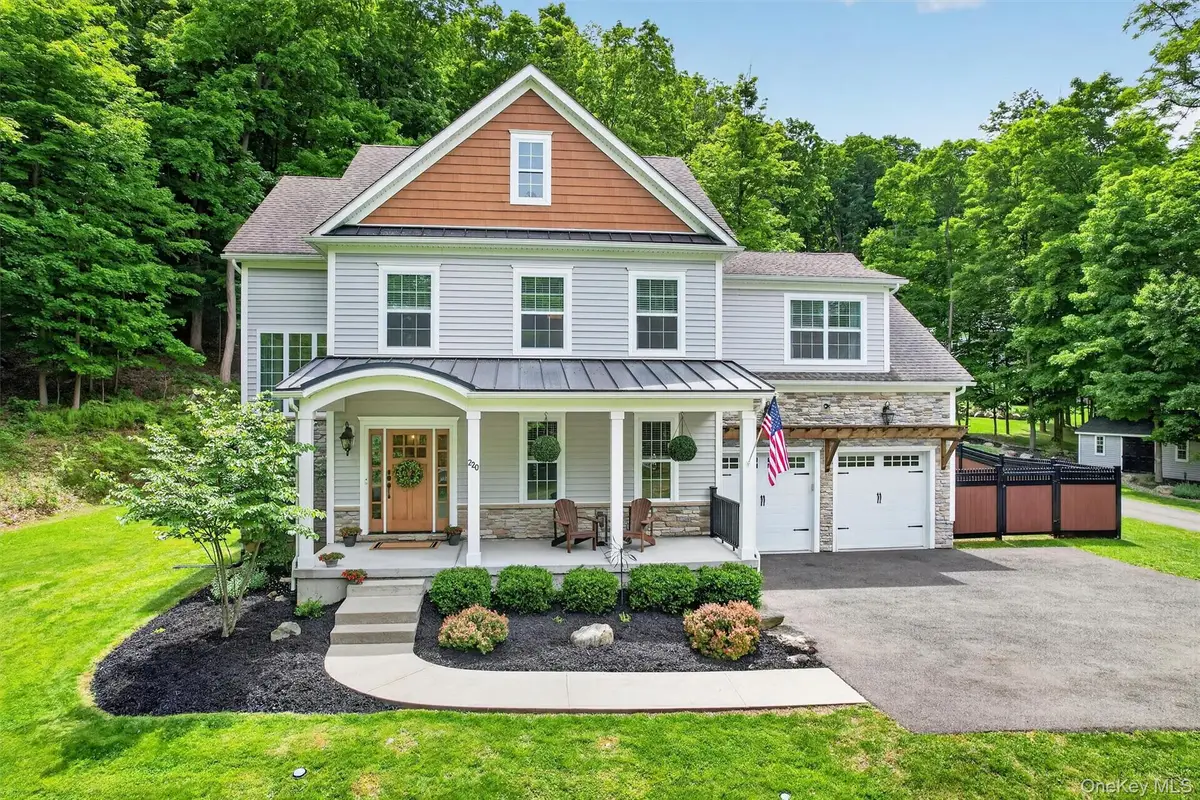 220 Bay View Avenue, Cornwall On Hudson, NY 12520 - #1