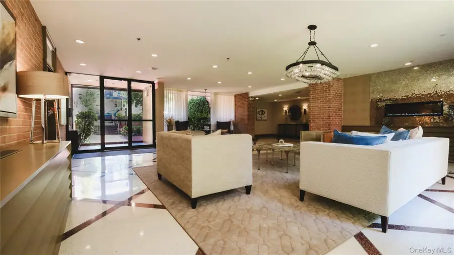20 Canterbury Road #1P, Great Neck, NY 11021 - #3
