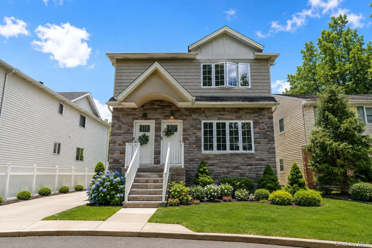 172 Mac Gregor Street, Staten Island, NY 10309 - #1