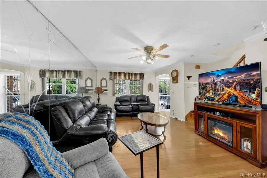 2930 Dudley Avenue, Bronx, NY 10461 - #3