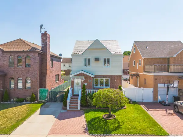 76-11 173rd Street, Fresh Meadows, NY 11366