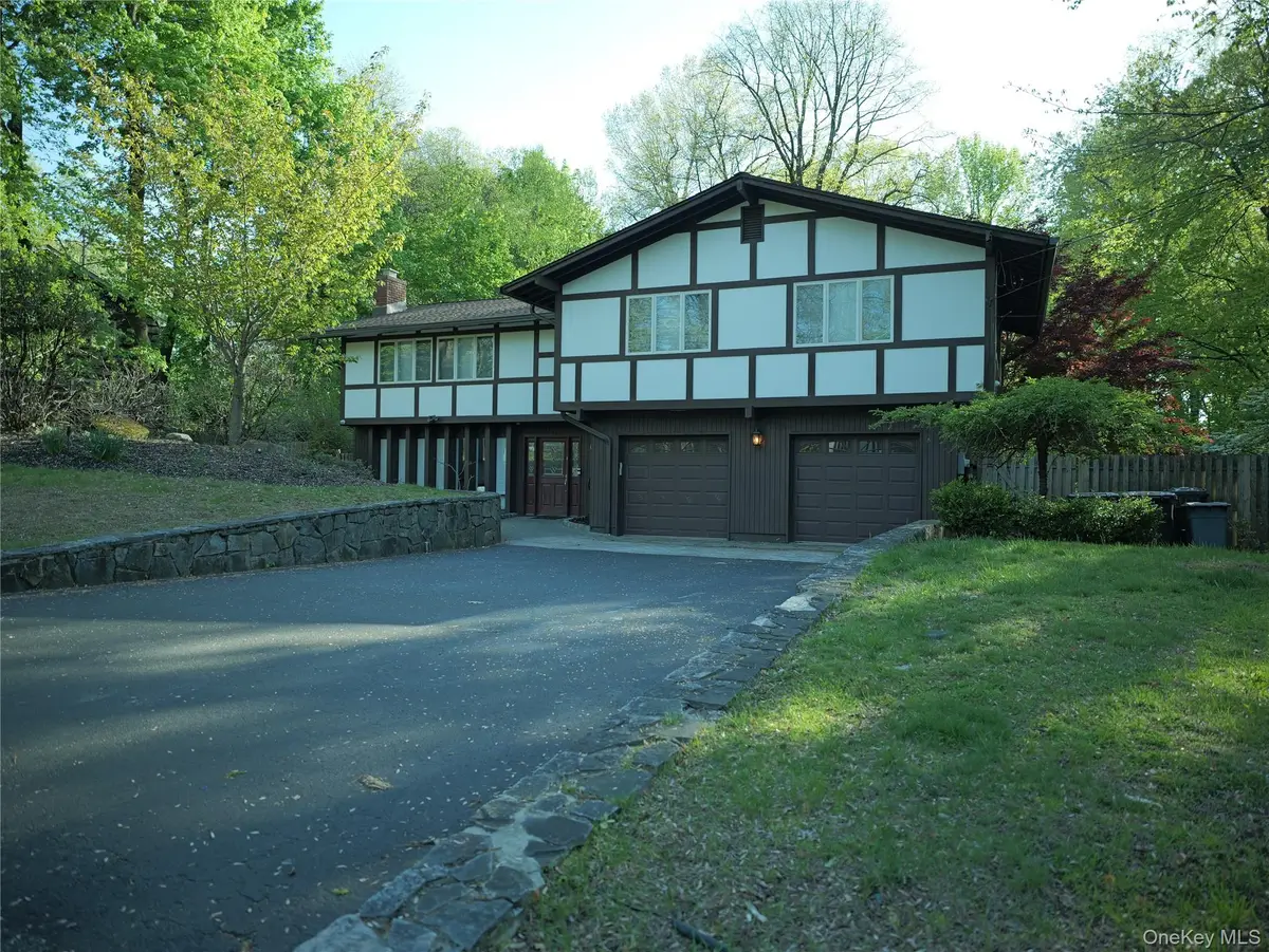 31 Dawn Lane, Suffern, NY 10901 - #1
