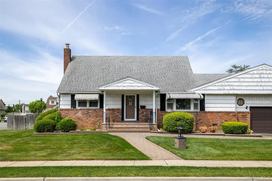3960 Wellwood Road, Seaford, NY 11783 - #2